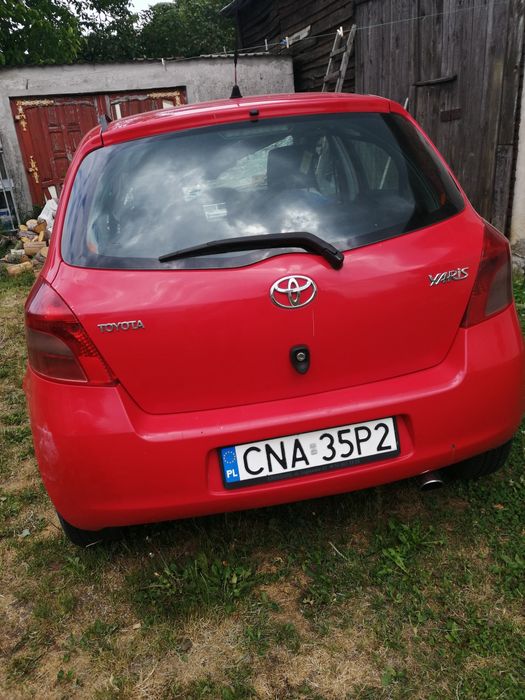 Sprzedam zderzak do Toyoty yaris