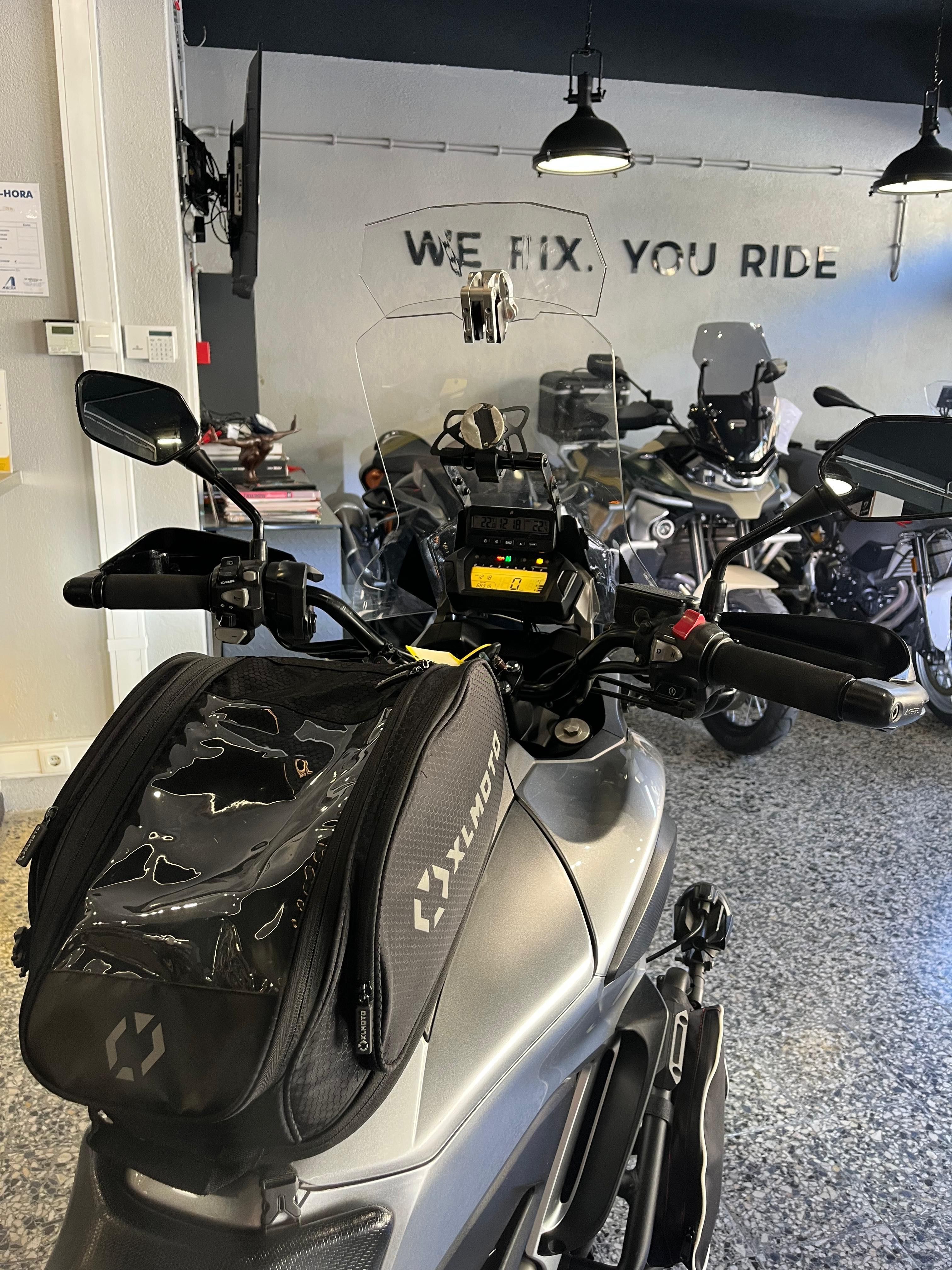 Honda NC DCT (caixa automática)  Muito Estimada e com Extras