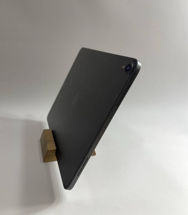 IPad Pro 11 256Gb Space Grey АКБ 96%