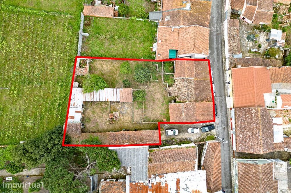Moradia T4 para venda