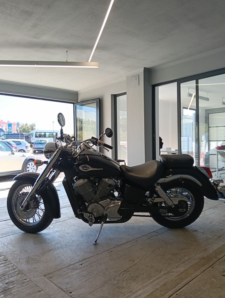 Honda Shadow 750