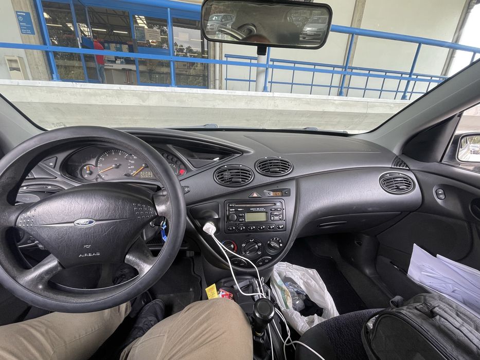 FORD FOCUS 2000 1.4