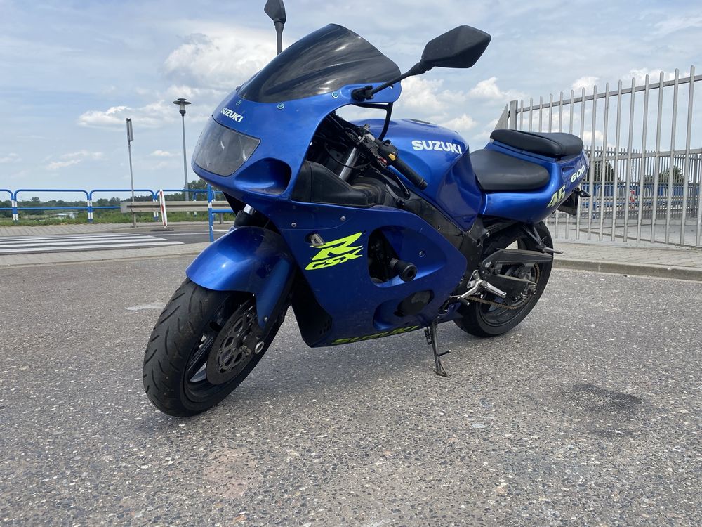 Suzuki GSXR 600 srad