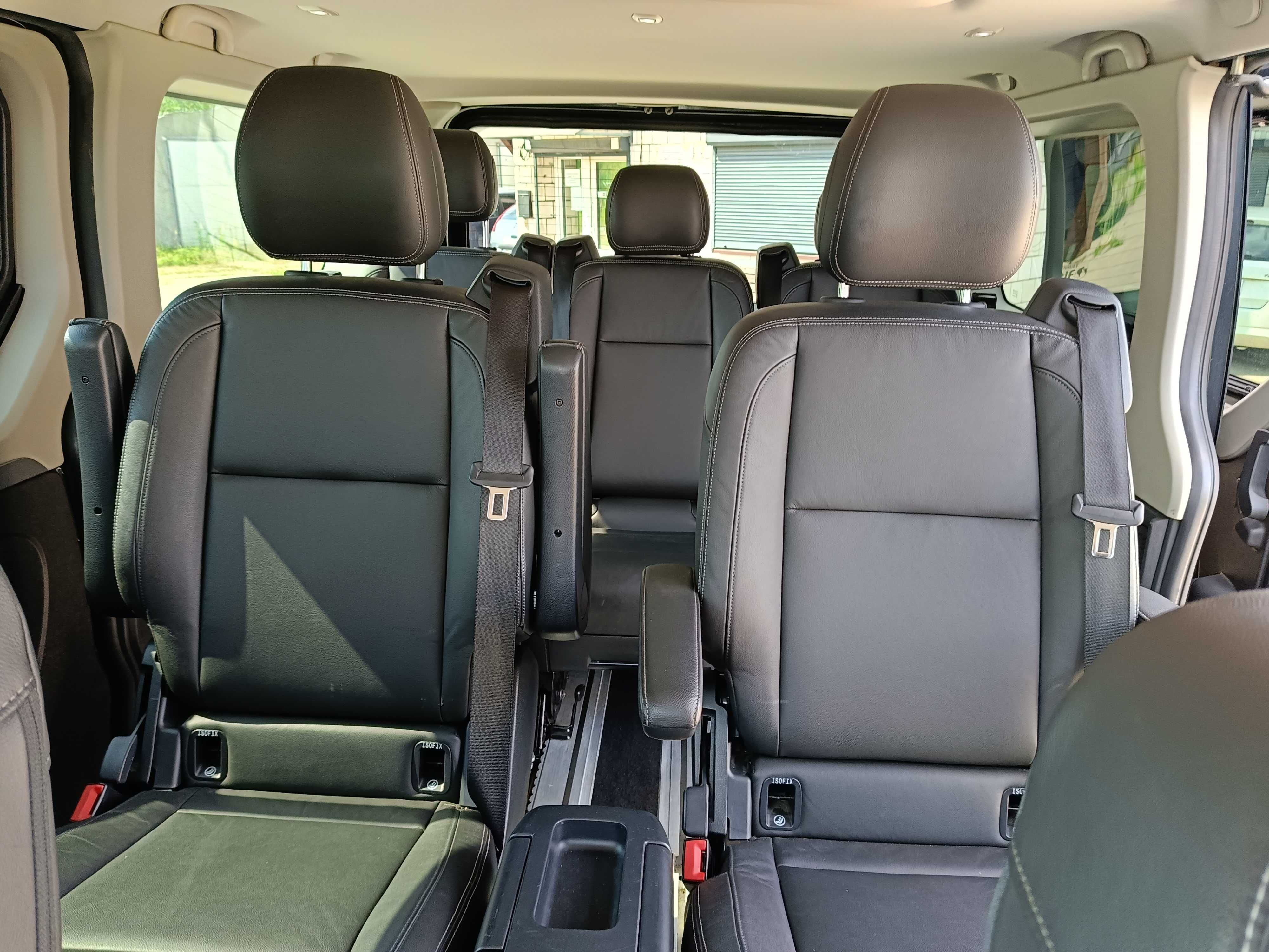 Wynajem BUSA 7-9 osób RENAULT Trafic SpaceClass VIP
