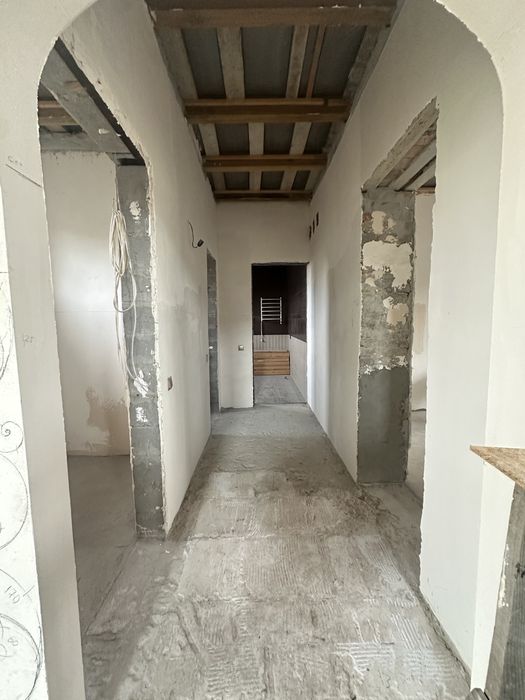 Продається будинок у районі Олексіївки.