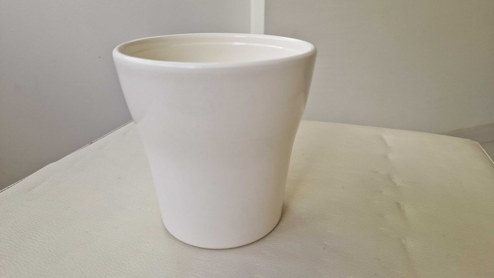 Vaso beje de louça, made in Germany