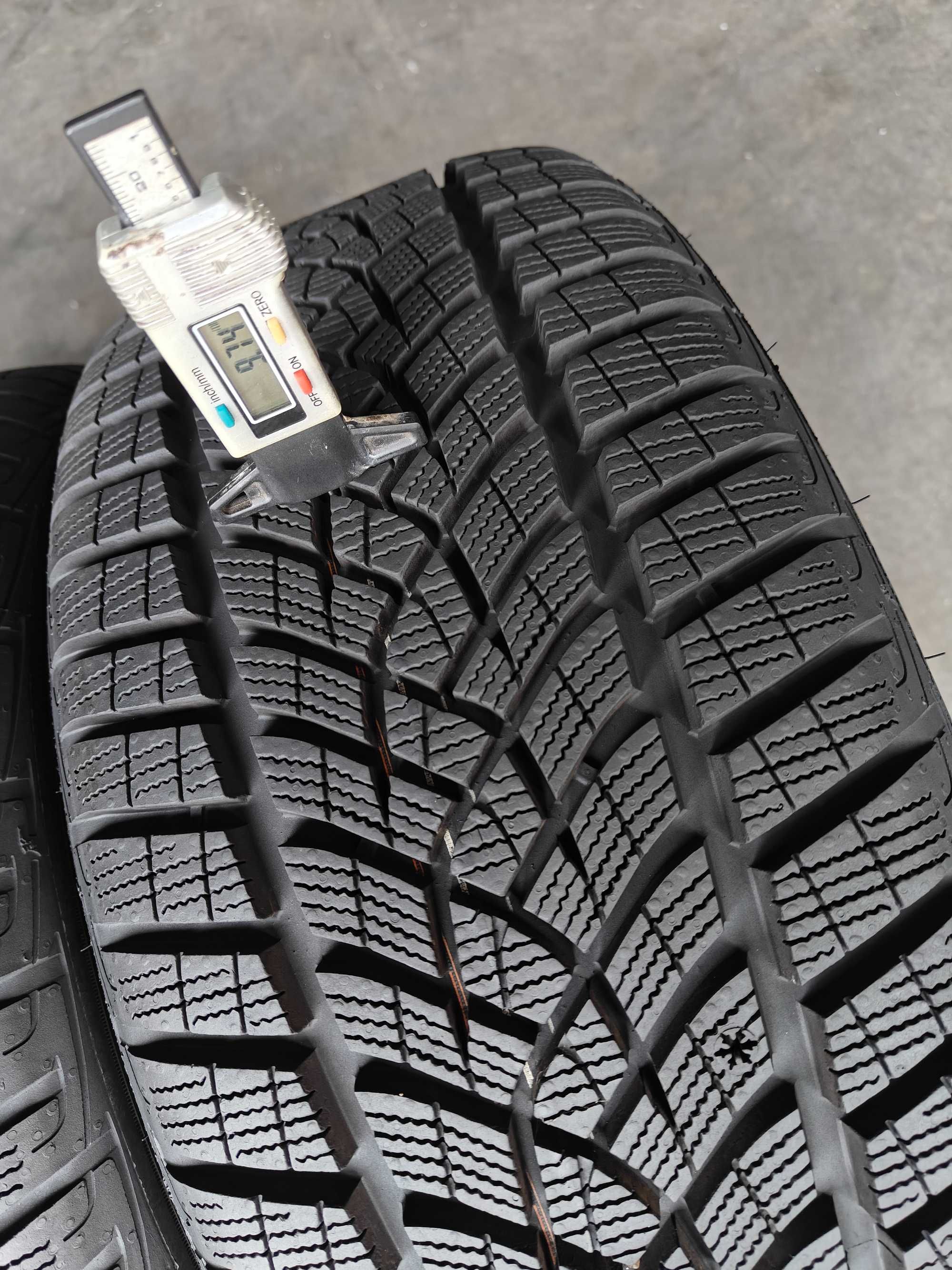 R18 235 45 шини зимові Goodyear Ultra Grip Performance+ made Germany