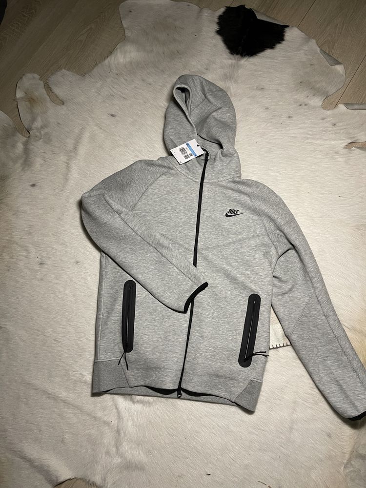 ОРИГІНАЛ Nike Tech Fleece чоловіча кофта