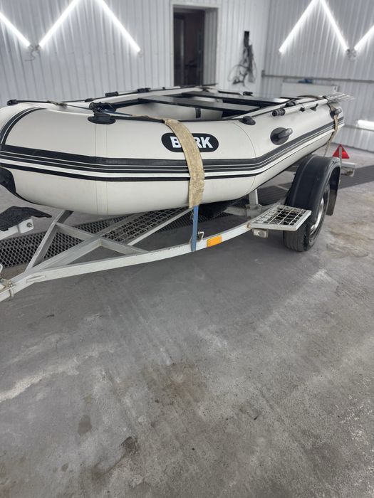 Продам комплект лодка Bark 330