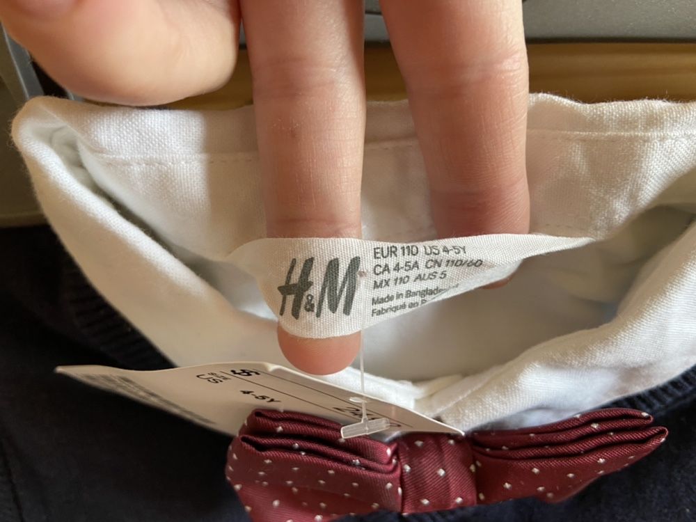 H&M рубашка, жилетка, бабочка на 4-5 лет.