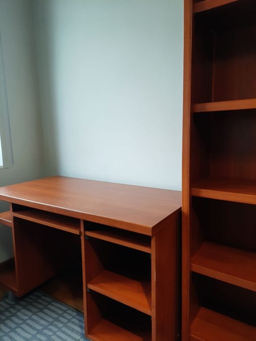 Biurko Duże I wygodne pod komputer