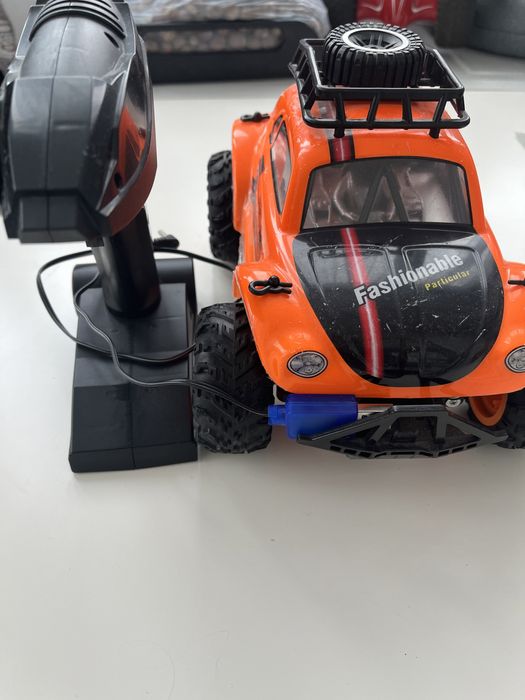 Машина на радіоуправлінні