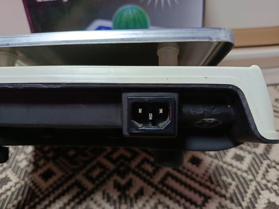 Продам в хорошем состоянии весы 50кг