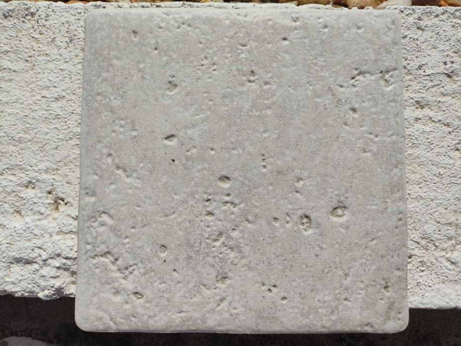 Azulejos novos - Materiais de construção