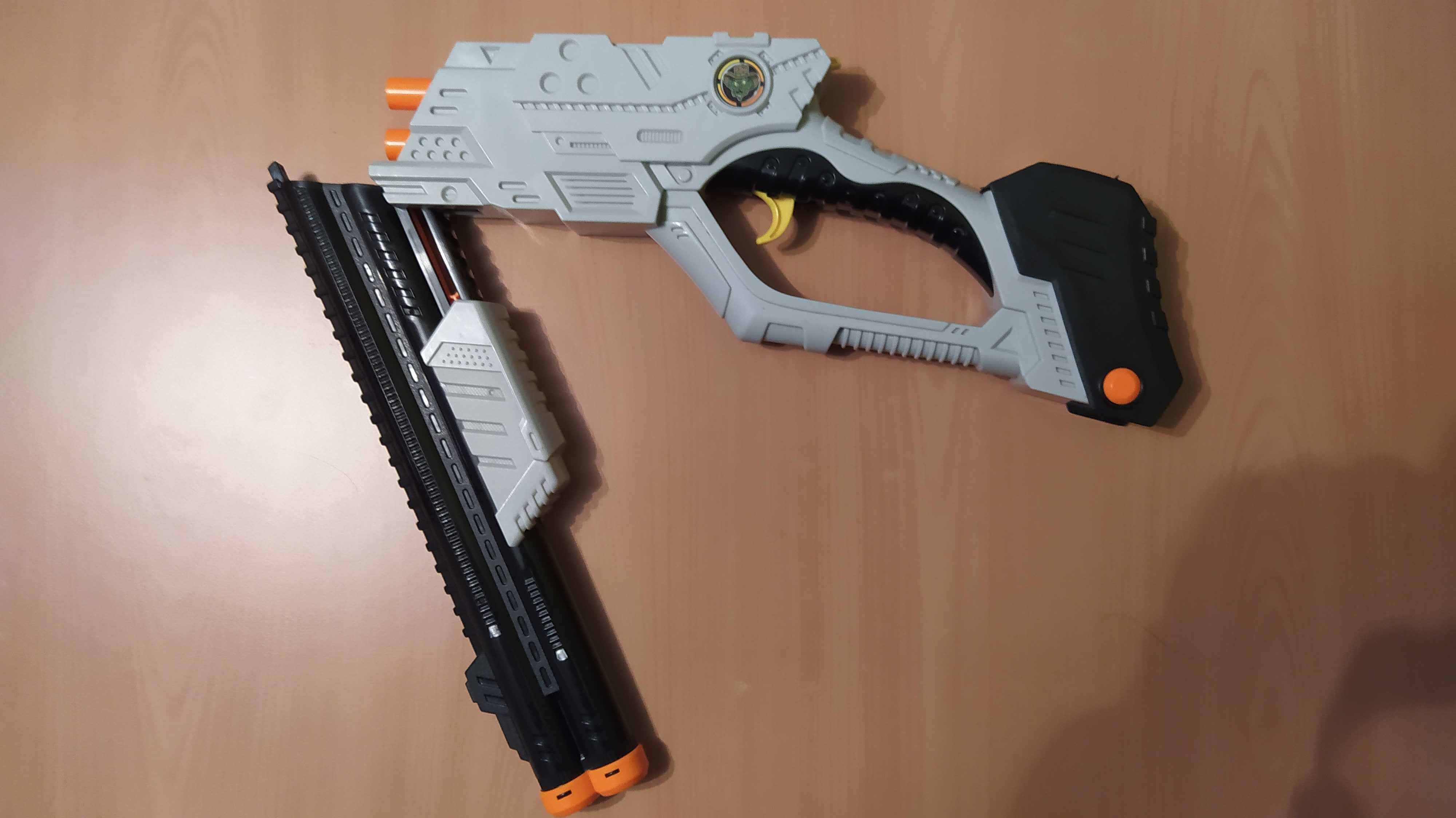 X -Shot Zombie Vigilante jak Nerf