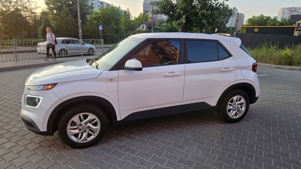 Hyundai venue 2022рік 1.6 бензин автомат