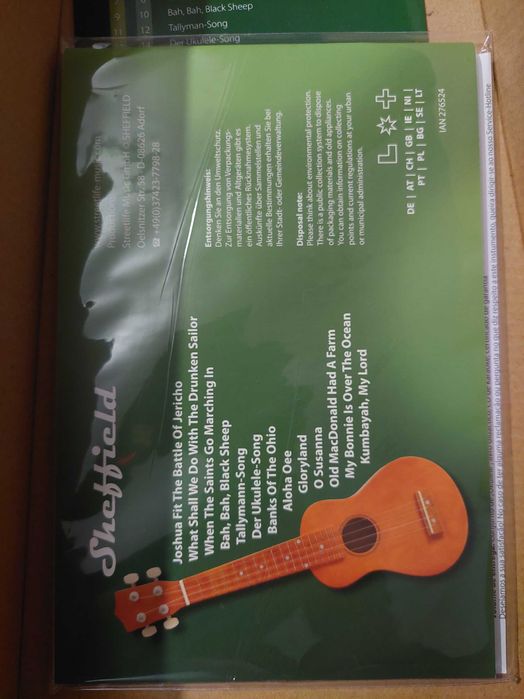 Ukulele z elektrycznym stroikiem