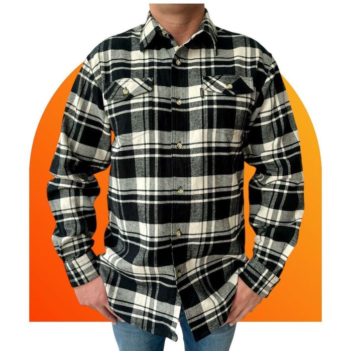 Pinewood koszula w kratę męska M/L
rozmiar M/L 
Kolor:biało czarna w k