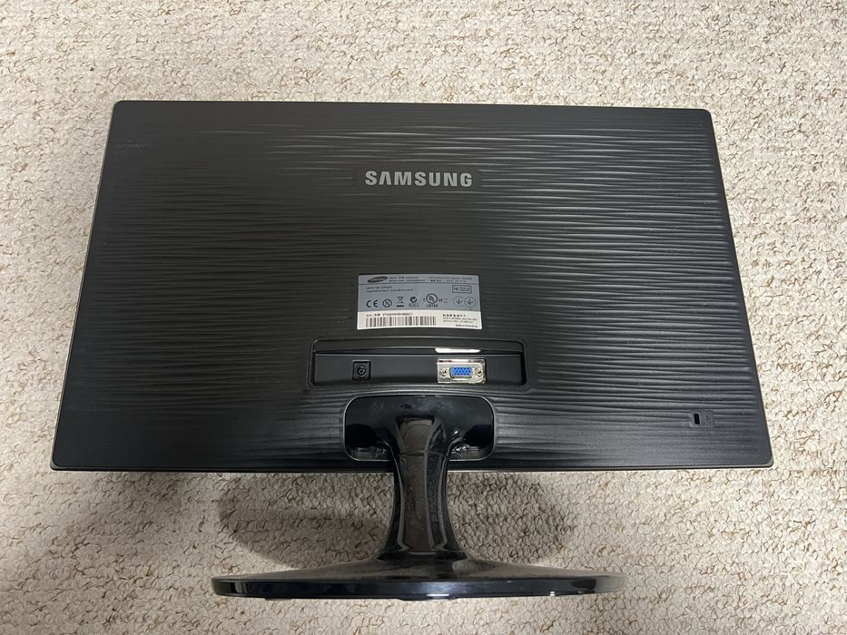 Монітор Samsung LS22A300