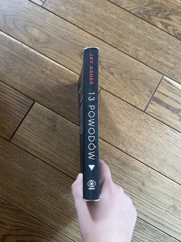 "13 powodów" Jay Asher