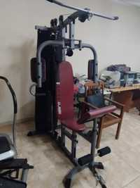 Máquina de musculação zeus