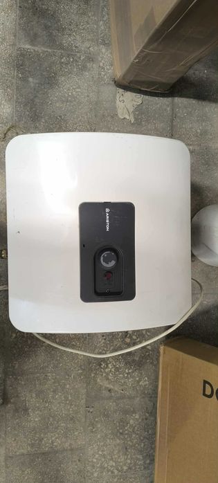 Elektryczny Podgrzewacz Wody ARISTON PRO 10 UR PL - 10L