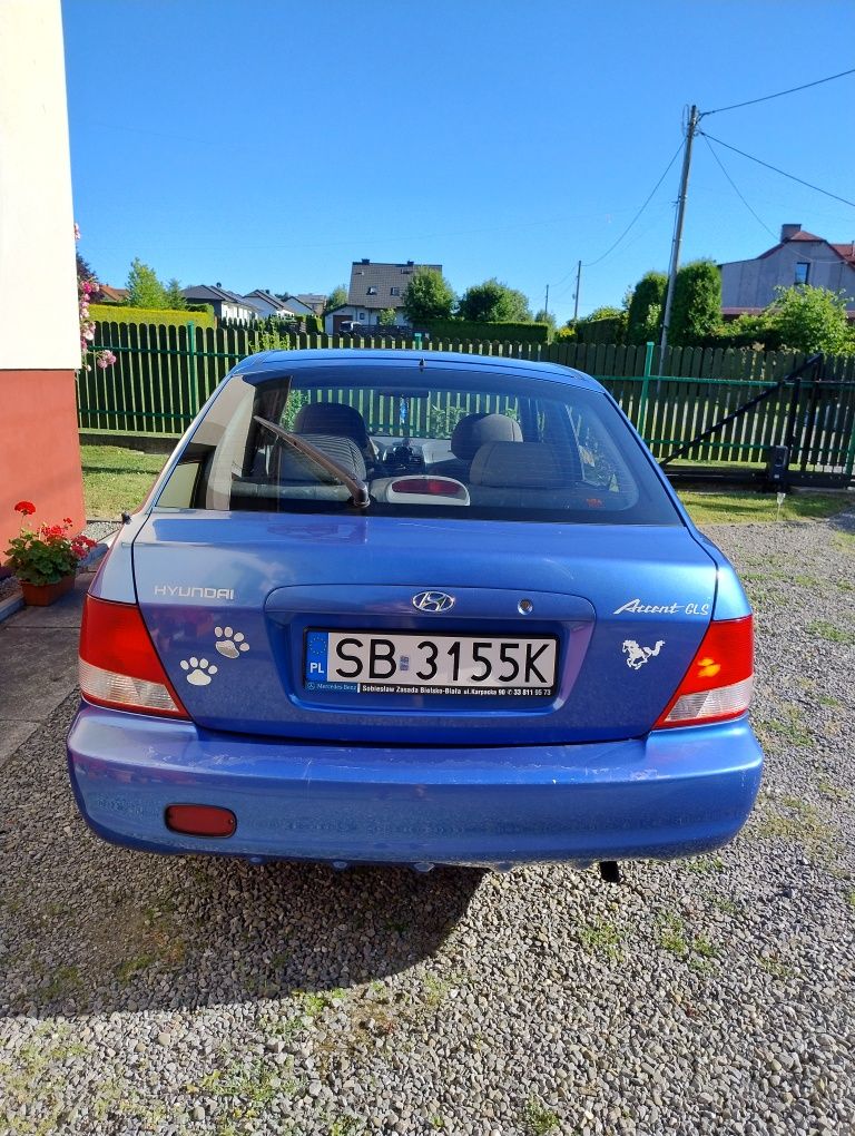Hyundai accent GLS 1.3 benzyna