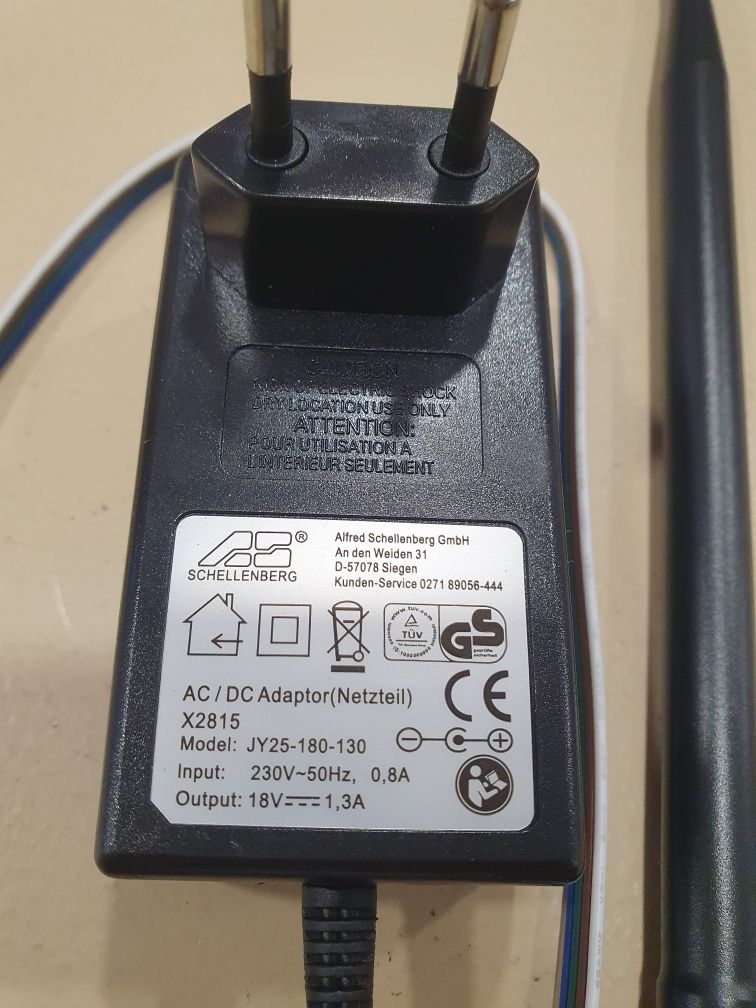 Controlo remoto para smart phone modelo 60990-SCHELLENBERG