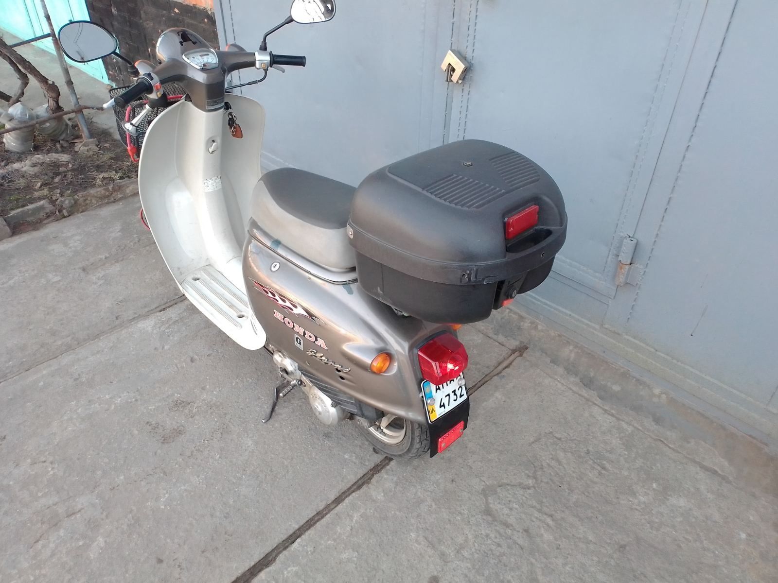 Скутер Honda Giorno
