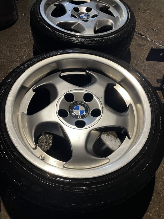 Koła felgi bmw e34 e36 e30 Msystem 2 kute opony pirelli pzero nero