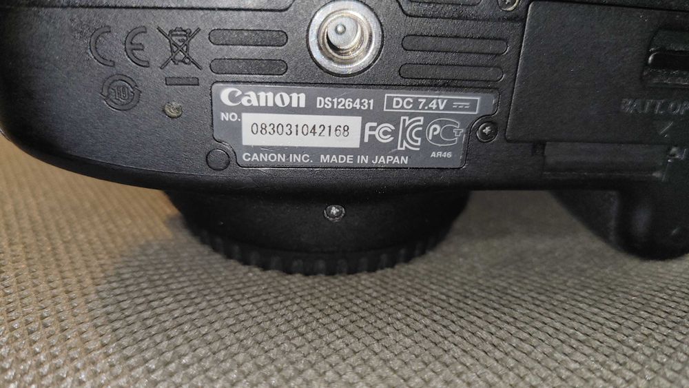 Aparat Canon 700d