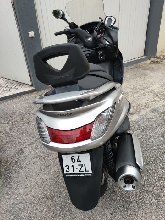 Yamaha Magesty 400 de 2005