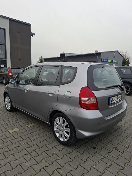 Honda Jazz 5 drzwi 2 komplety kół