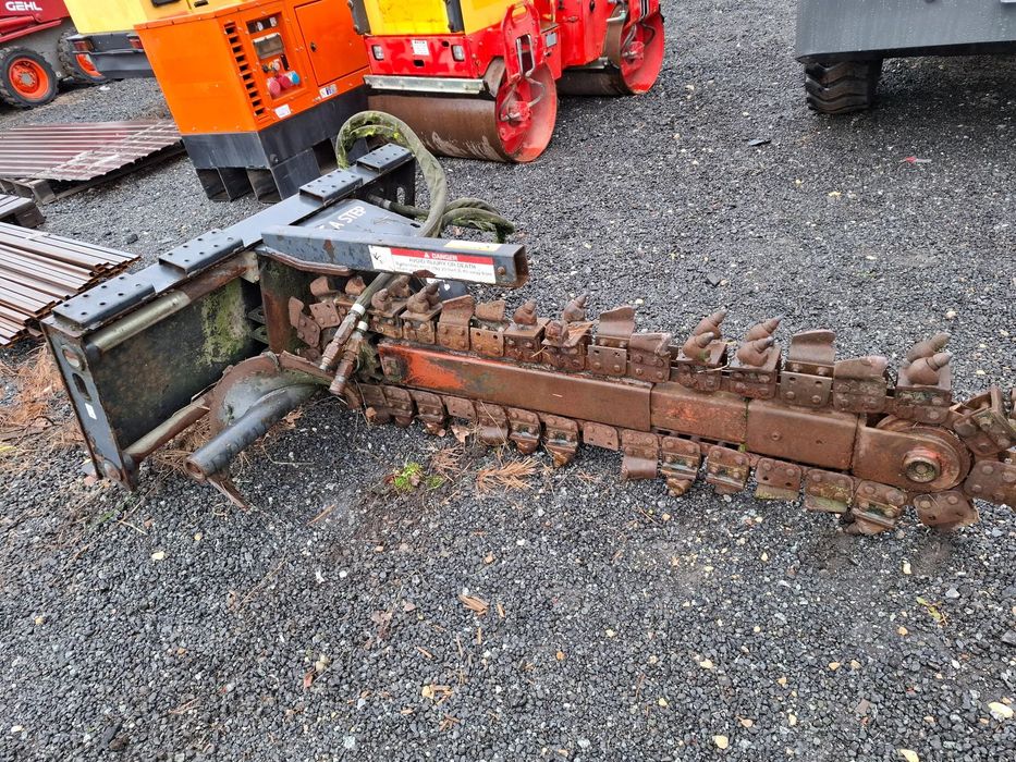 Bobcat  koparka łańcuchowa