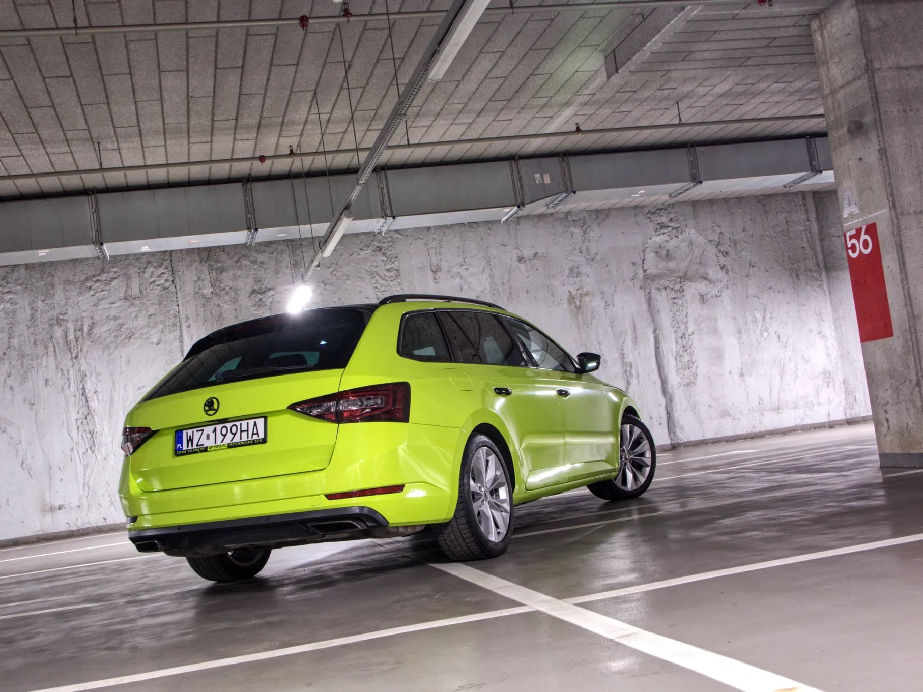 Skoda Superb Superb 2.0 TSI, 350hp, limonka lub bialy