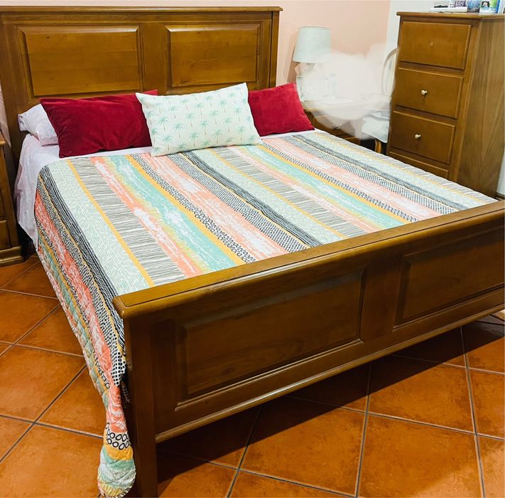 Cama casal de Madeira 1,50 / 1,9cm