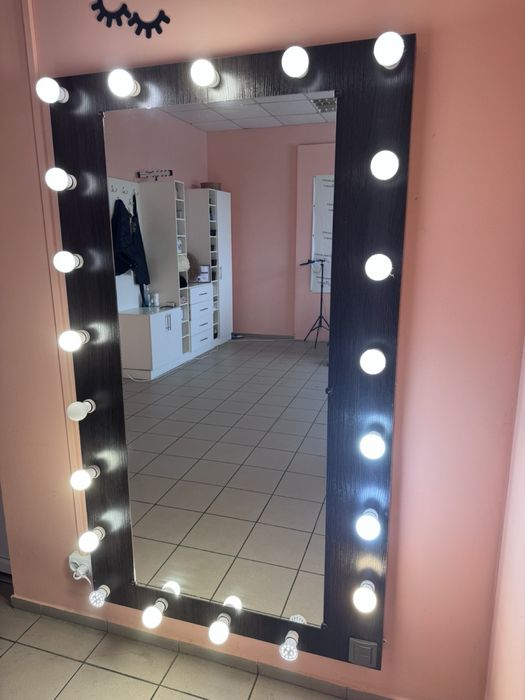 Дзеркало з підсвіткою 1,7/1 м.