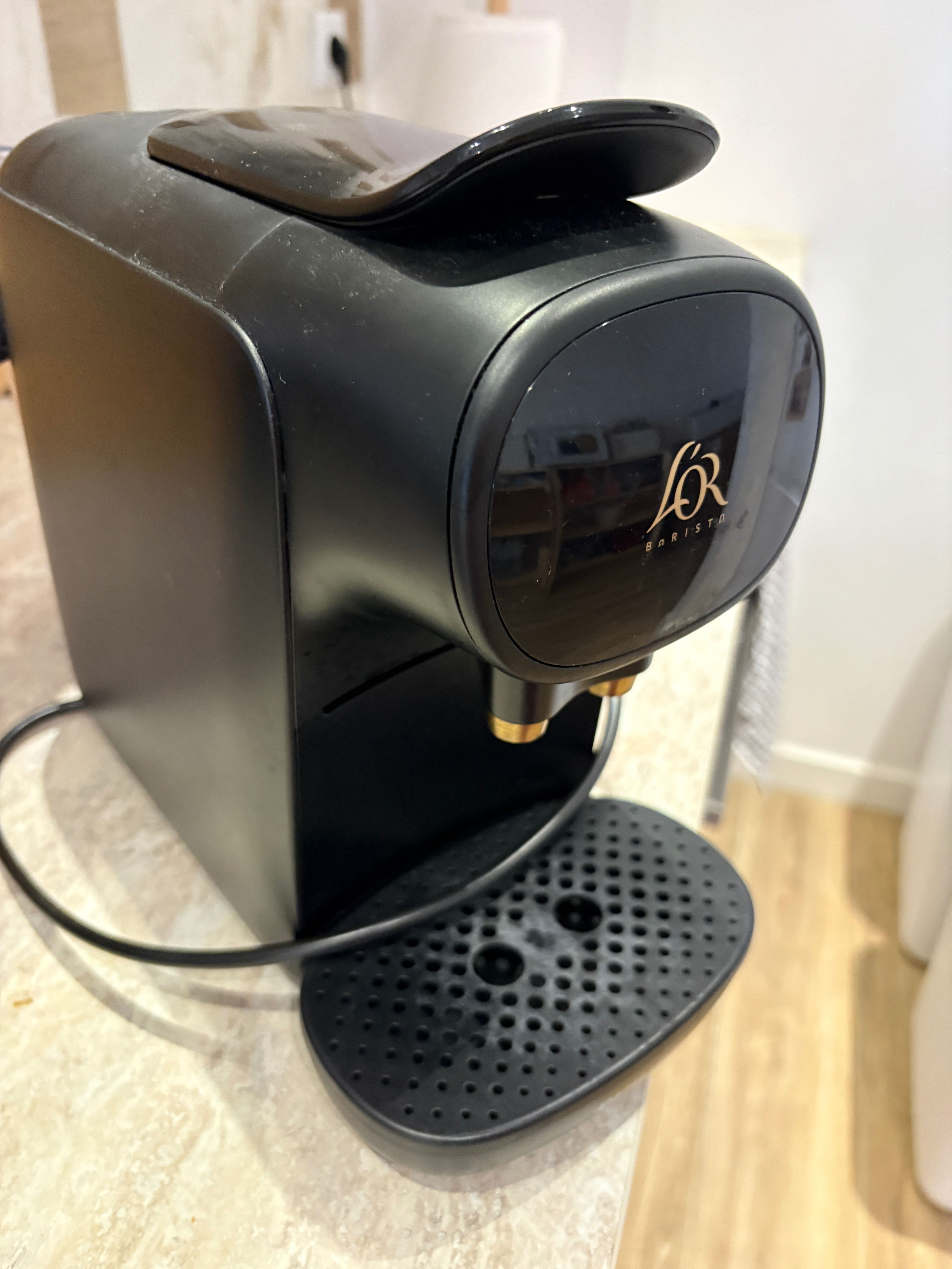 Máquina de Café cápsula Nespresso L’OR Barista – Philips