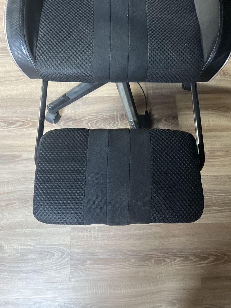 Fotel gamingowy huzaro force 4.7 rgb