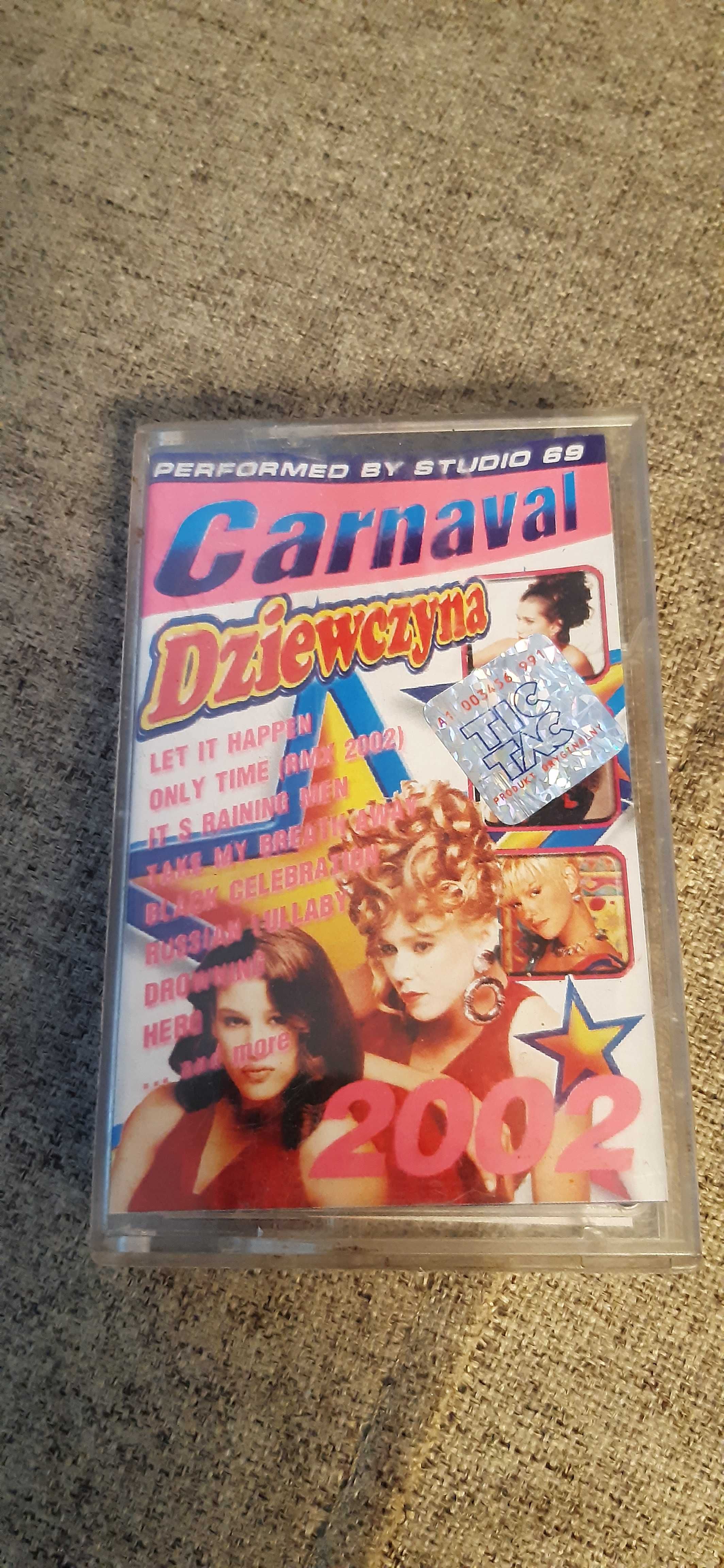 kaseta magnetofonowa caranaval dziewczyna 2022