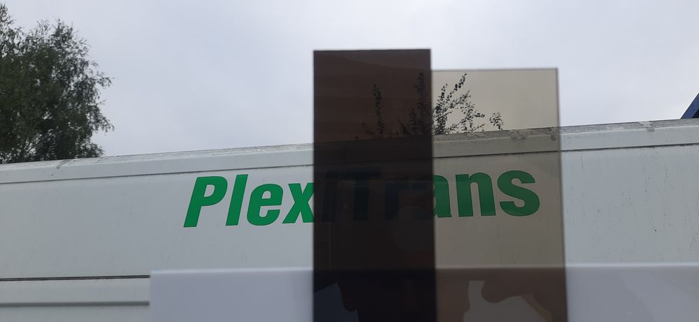 Poliwęglan lity dymiony gr 4mm -10mm, 400cm, 450cm, 600cm