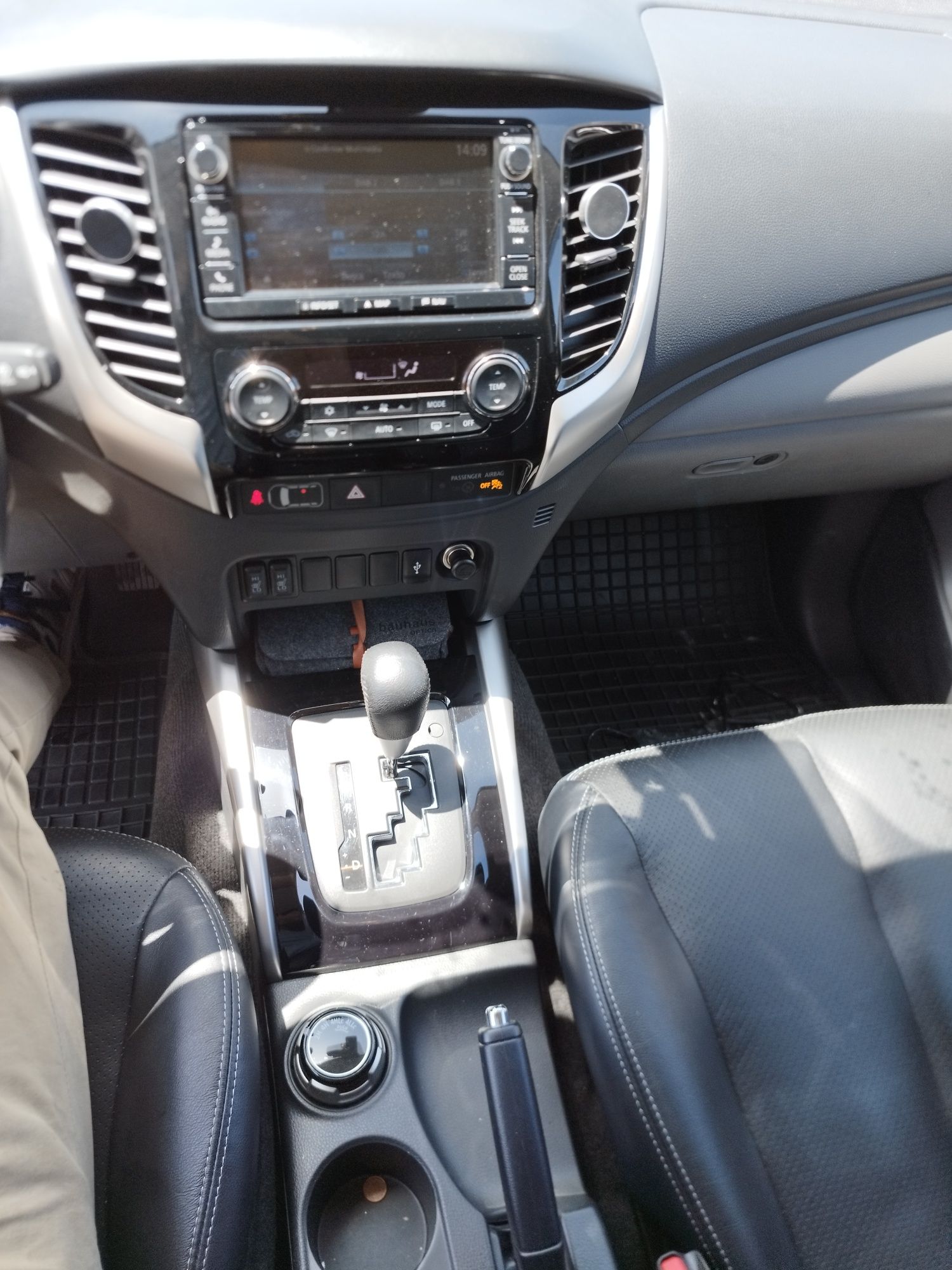 Mitsubishi L200 Strakar InStyle 2.5 181 cavalos automática
