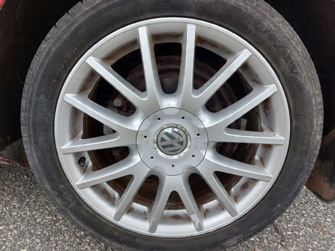 Felga Vw Golf V Gt Passat B6 Touran 17 Et54/5x112/1kan