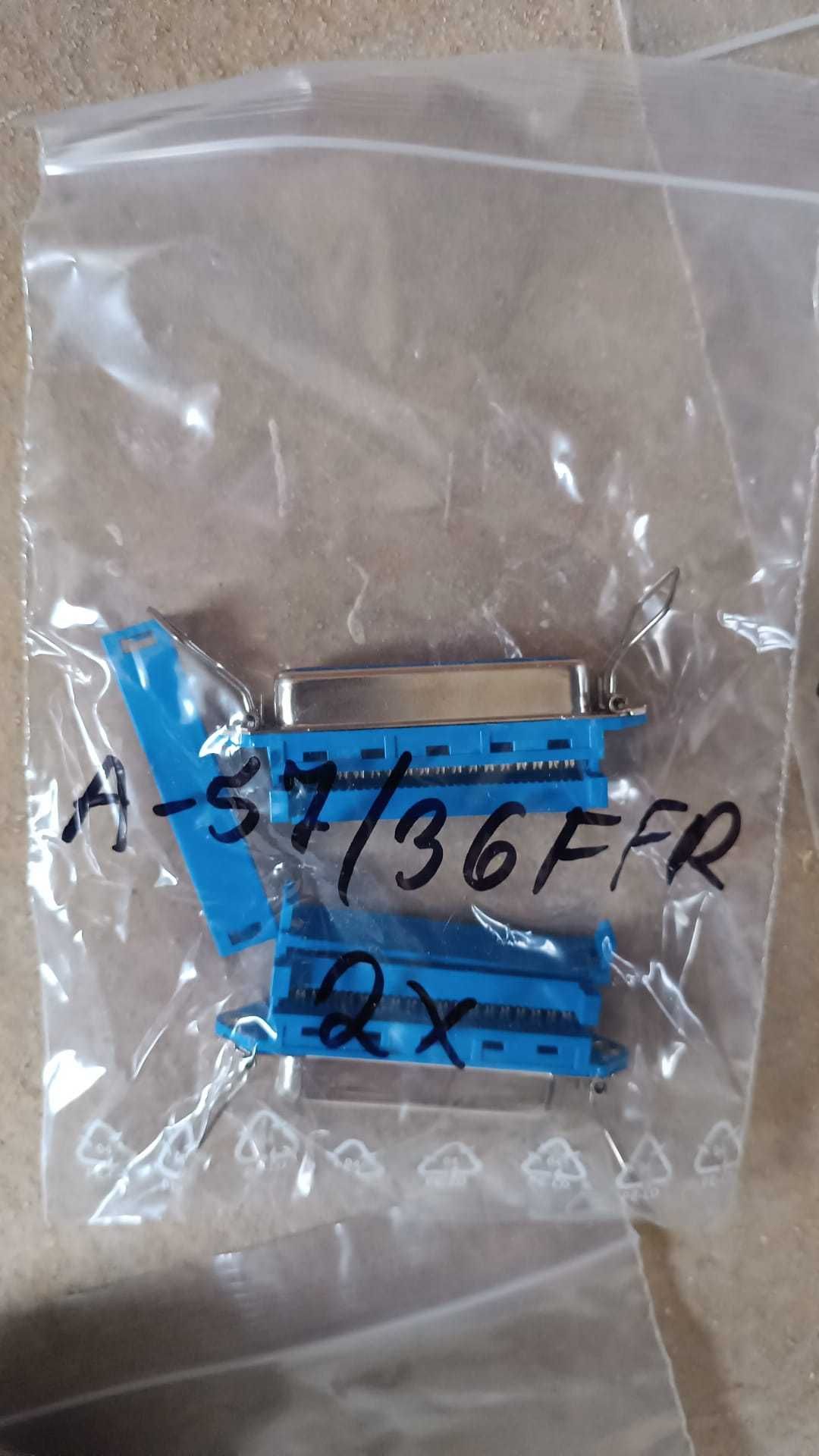 Conector/adaptador