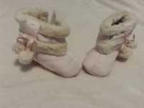 botinhas de menina cor de rosa