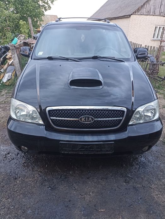 КІА карнавал 2.9.2005  по гайкам