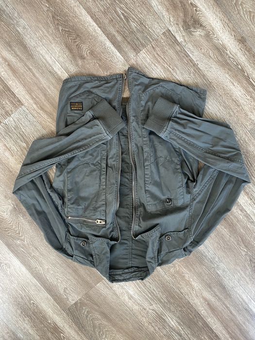 zielona kurtka khaki w stylu grunge rock 90’s 00’s vintage