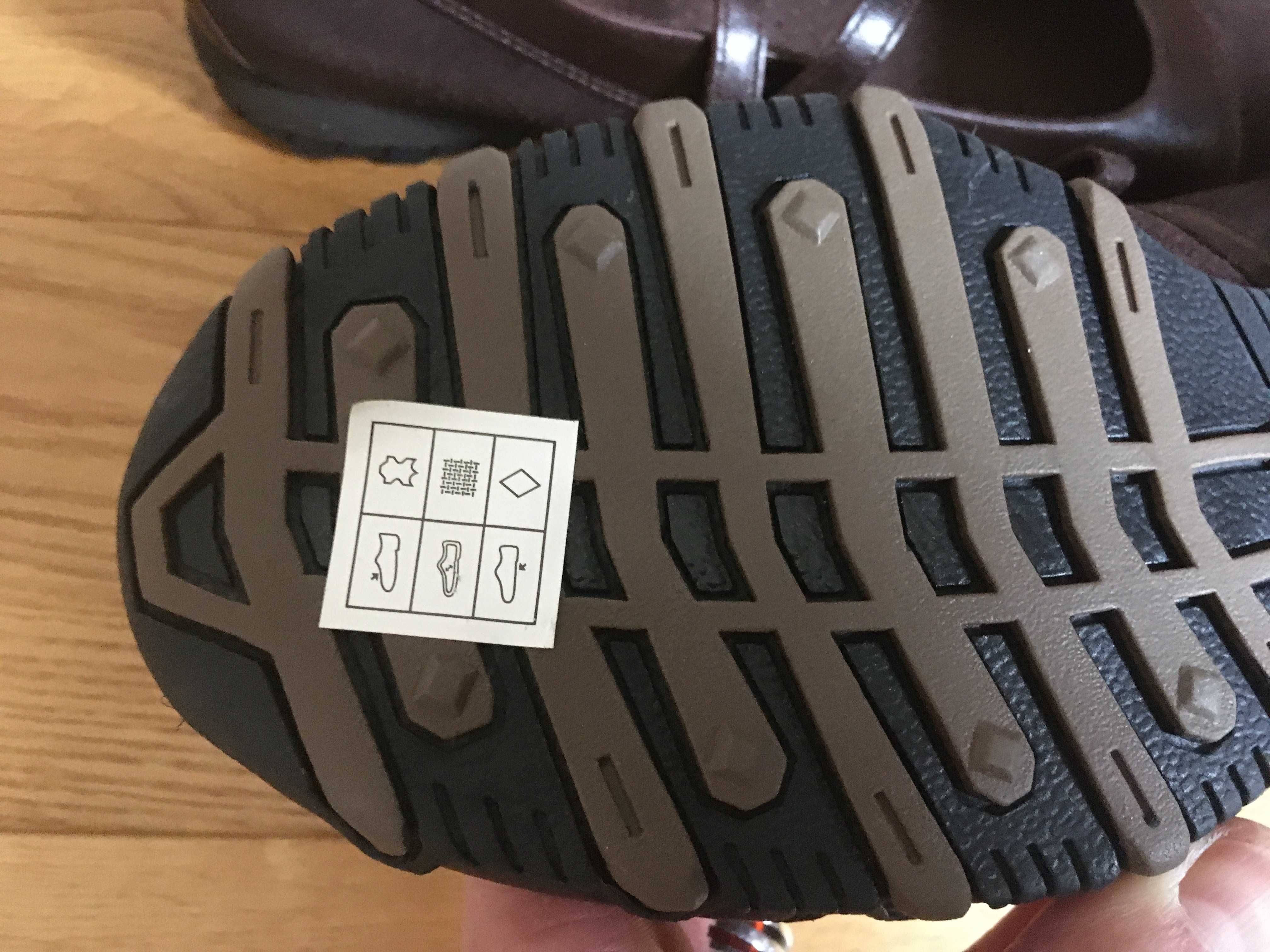 Czółenka sportowe Skechers  nowe -  rozm. 40 (US 10)