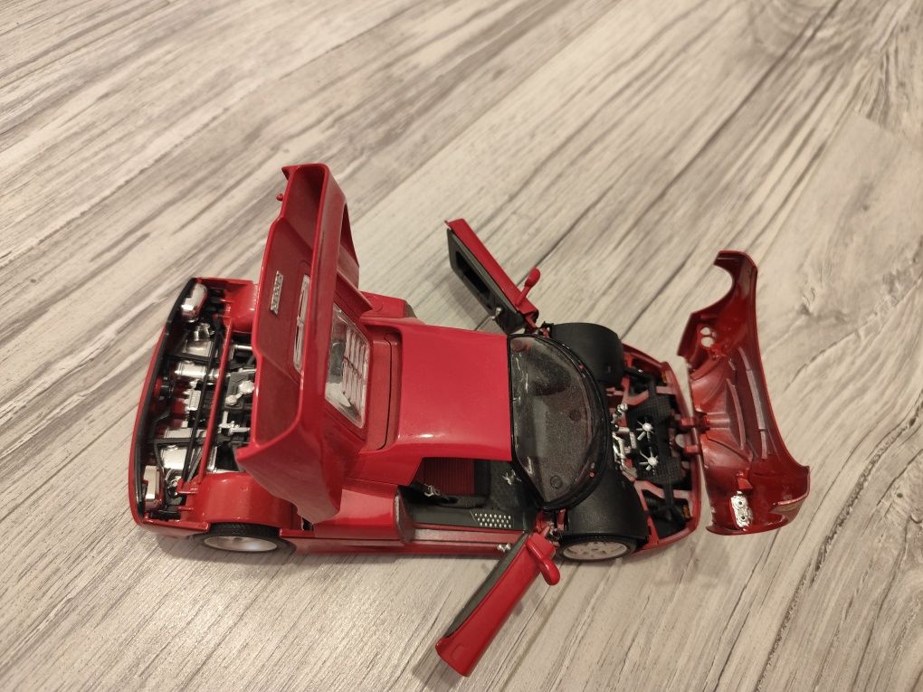 Ferrari/F50/modele