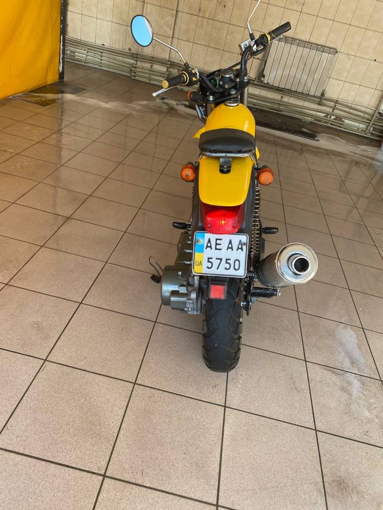 Продам скутер Suzuki